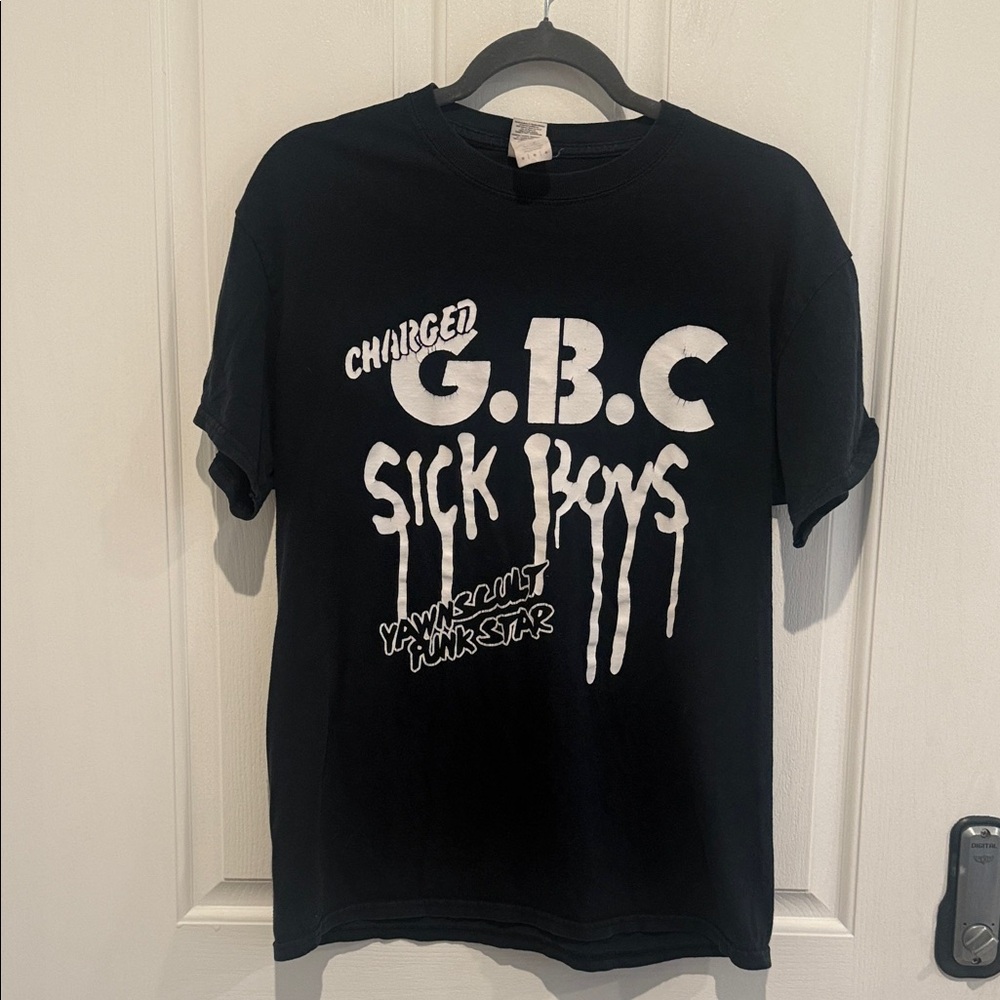 Graphic tee - Picture 2 of 4